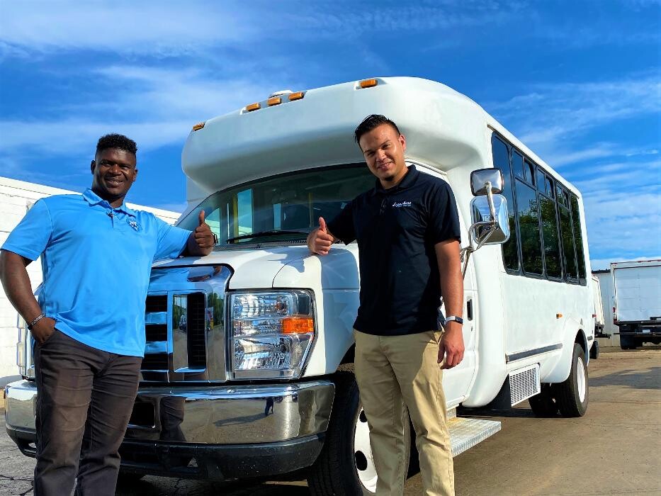 Images Signature Truck Center