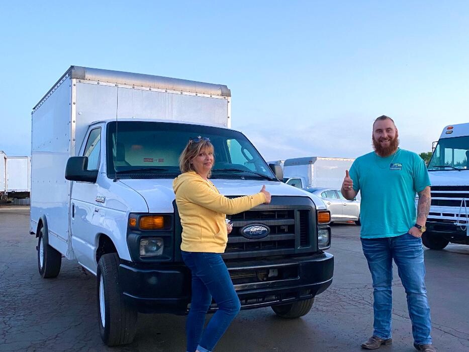 Images Signature Truck Center