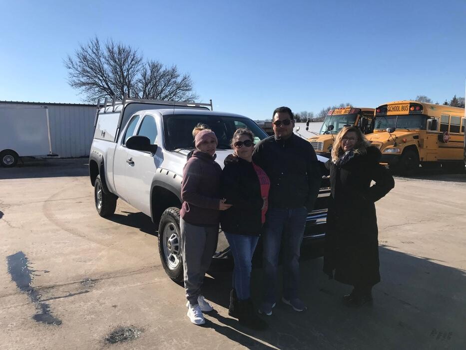 Images Signature Truck Center