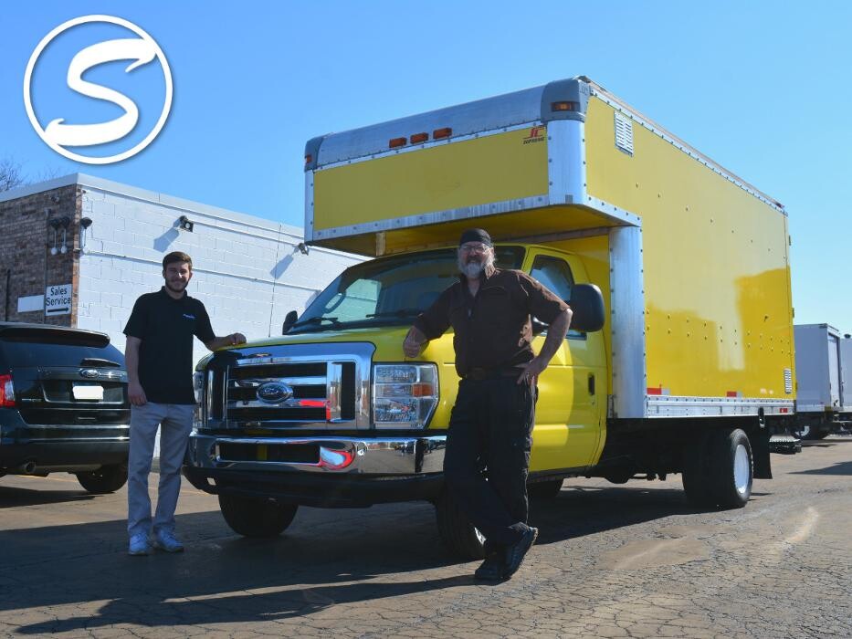 Images Signature Truck Center