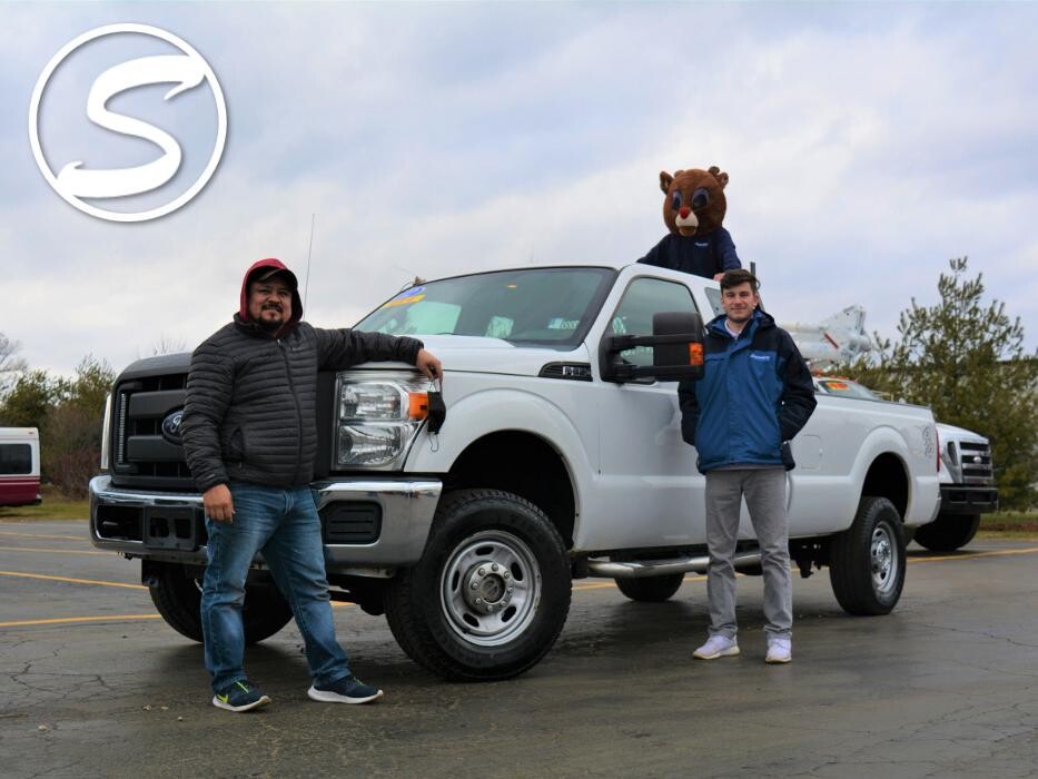 Images Signature Truck Center