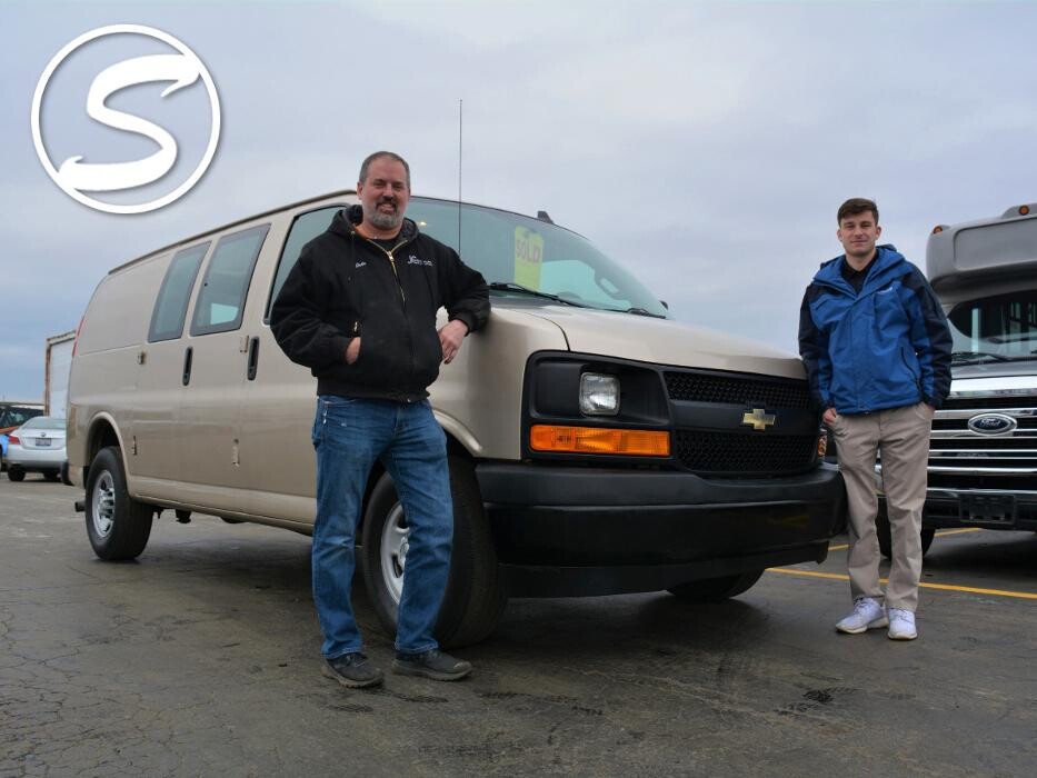 Images Signature Truck Center