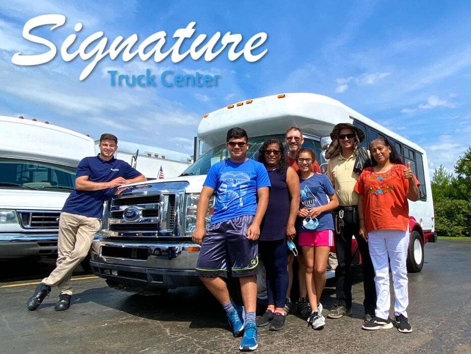 Images Signature Truck Center