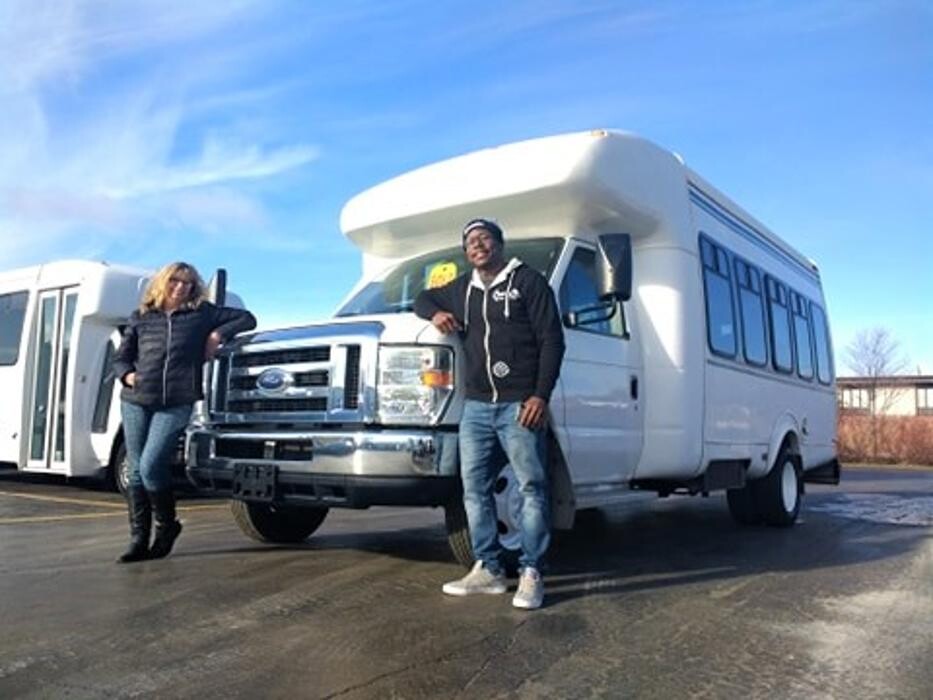 Images Signature Truck Center