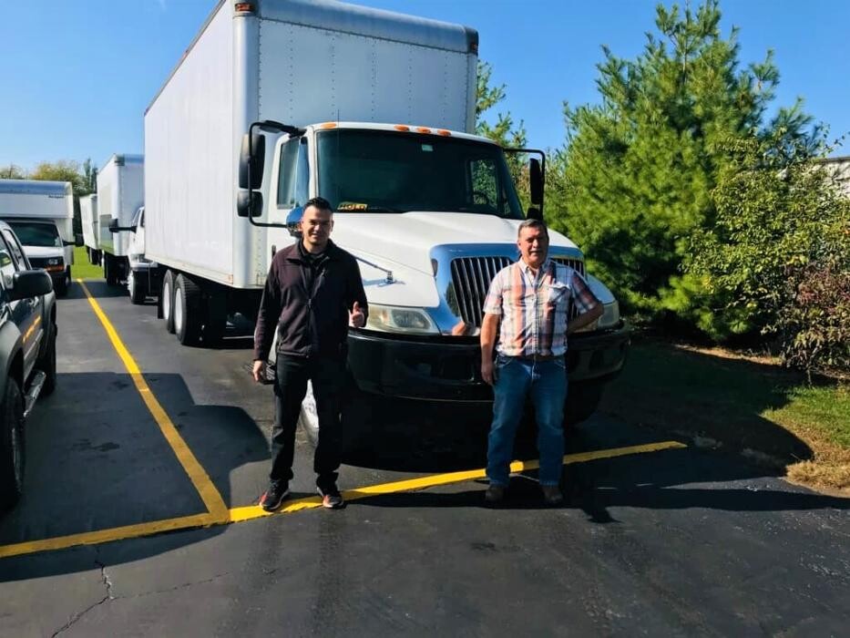 Images Signature Truck Center