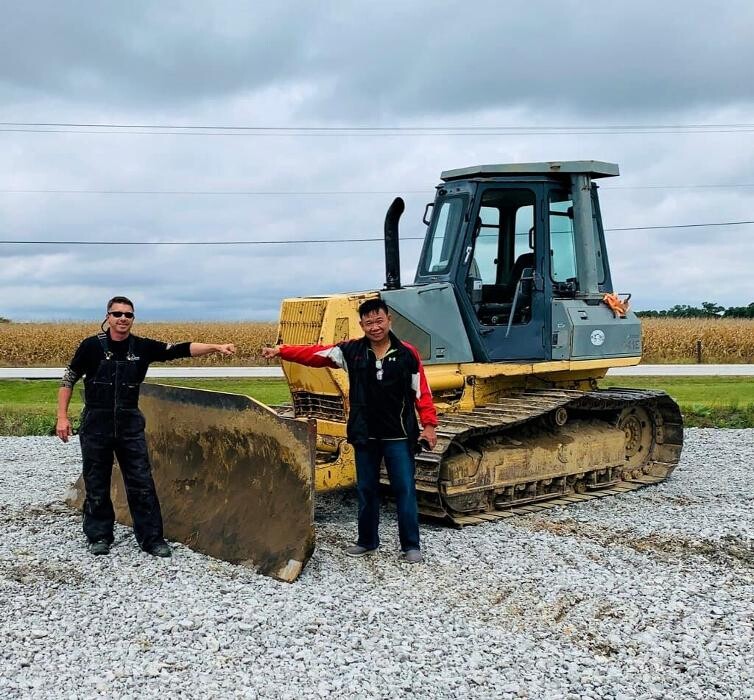 Images Signature Truck Center