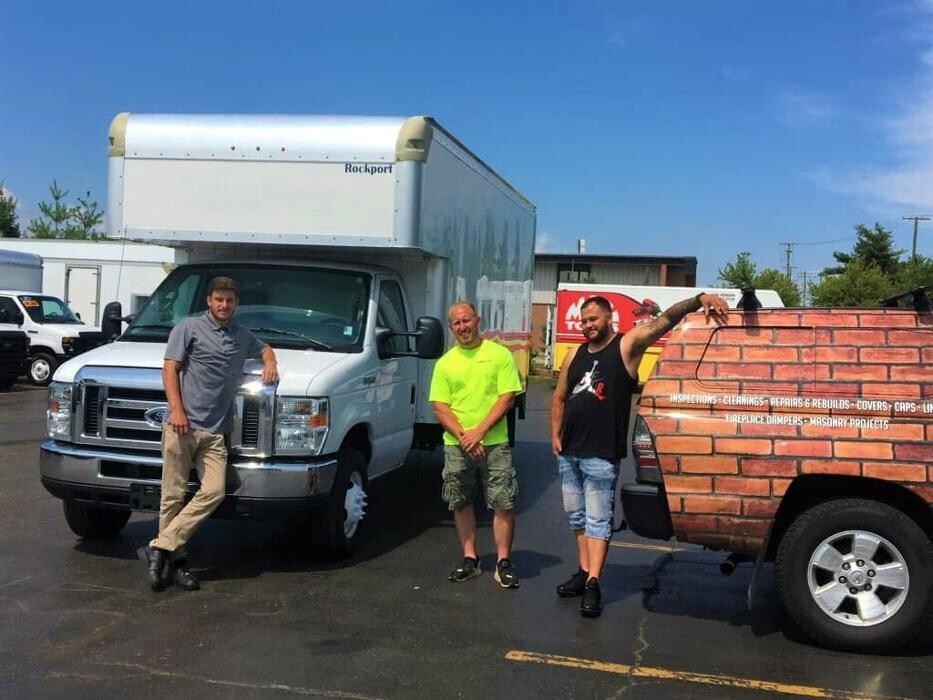 Images Signature Truck Center