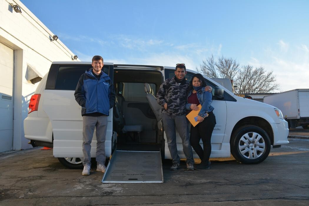 Images Signature Truck Center