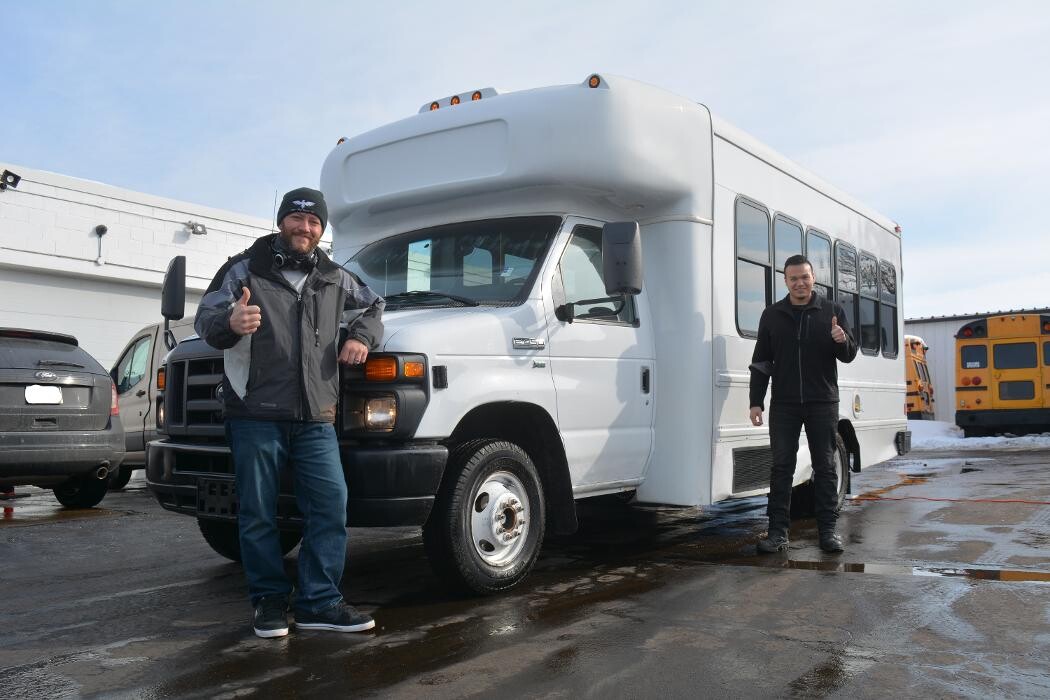 Images Signature Truck Center