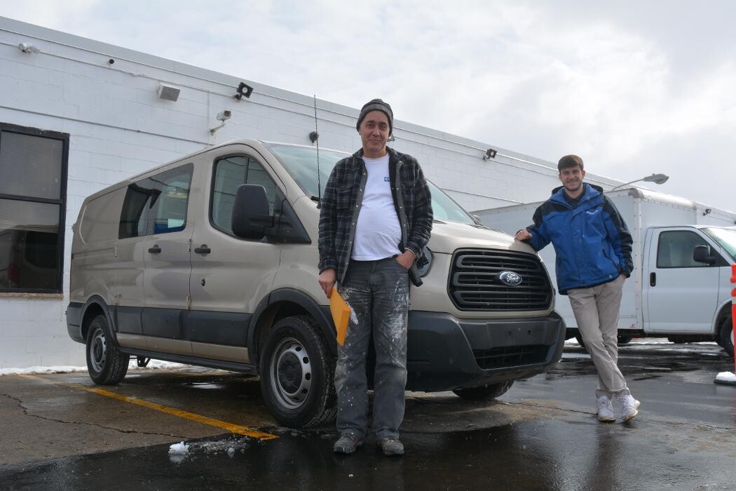 Images Signature Truck Center