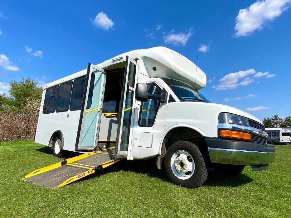 Images Signature Truck Center