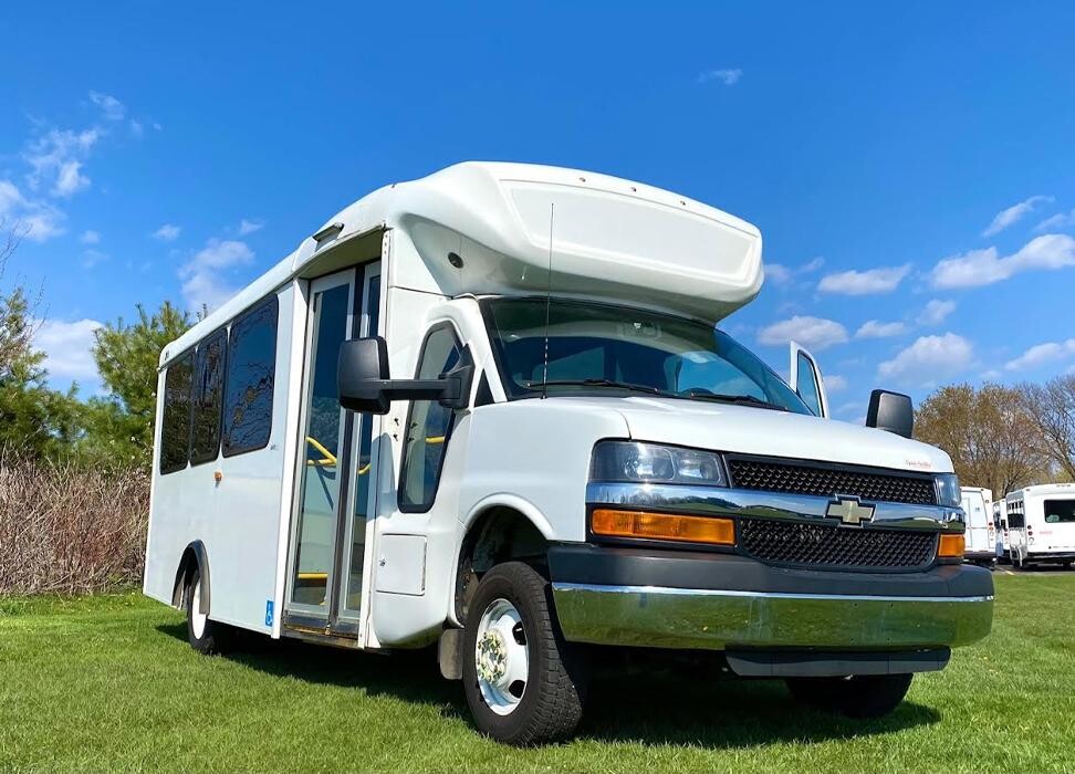 Images Signature Truck Center