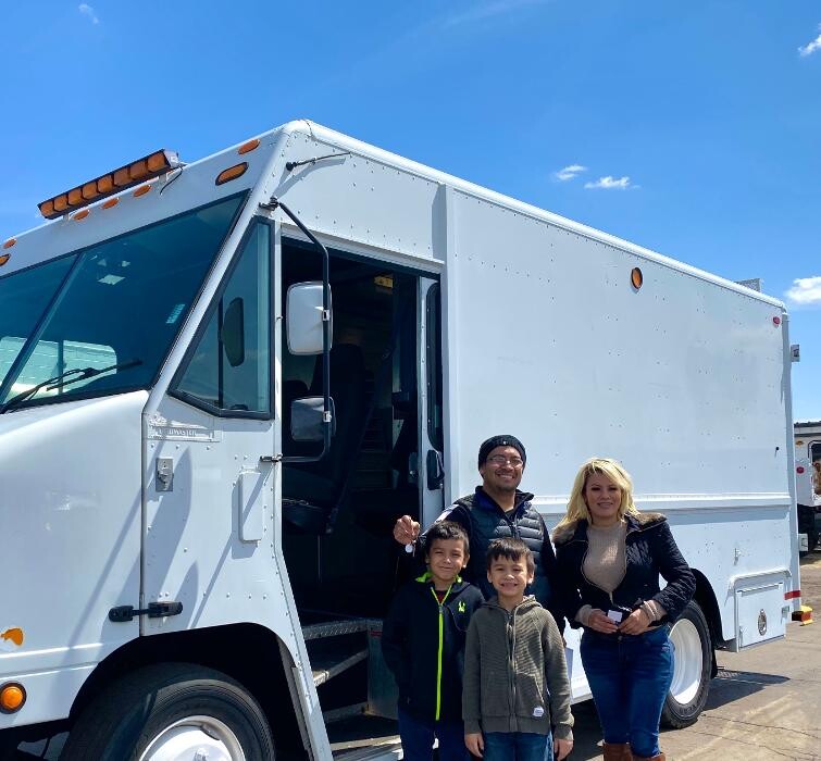 Images Signature Truck Center