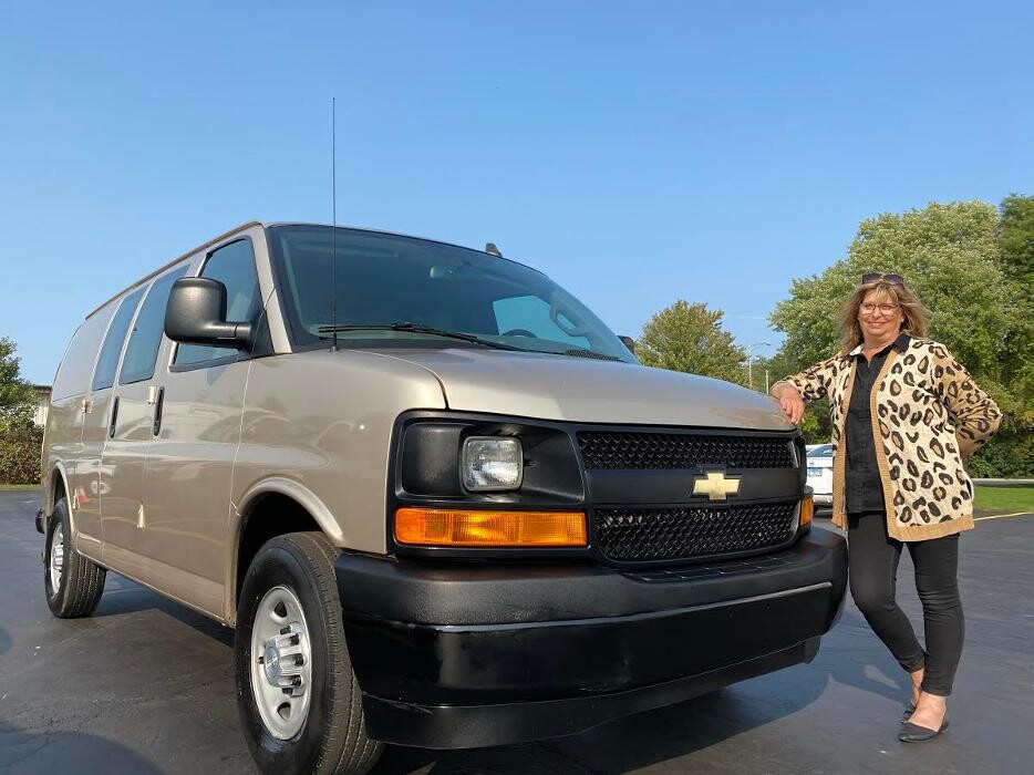 Images Signature Truck Center