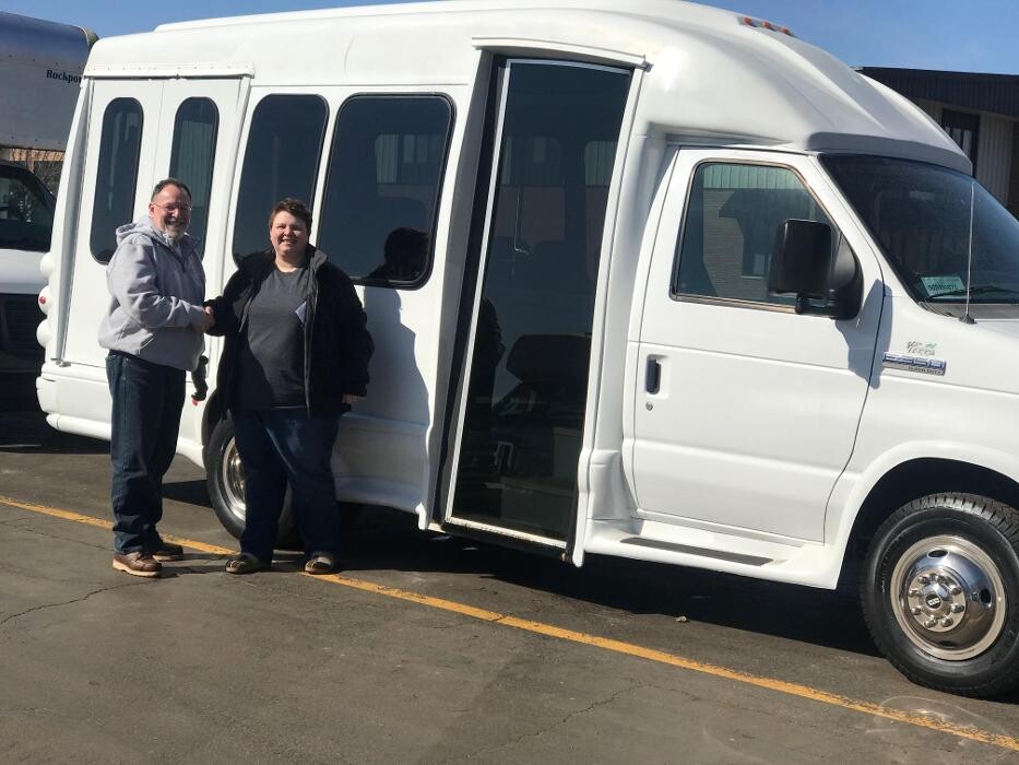 Images Signature Truck Center