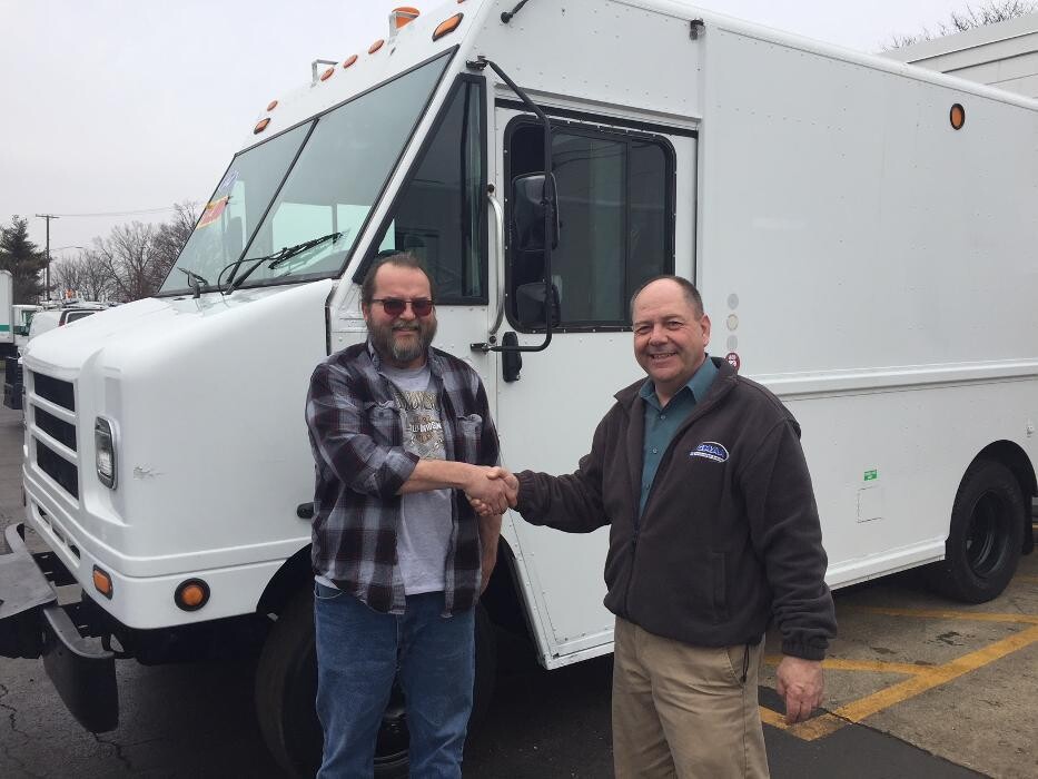 Images Signature Truck Center