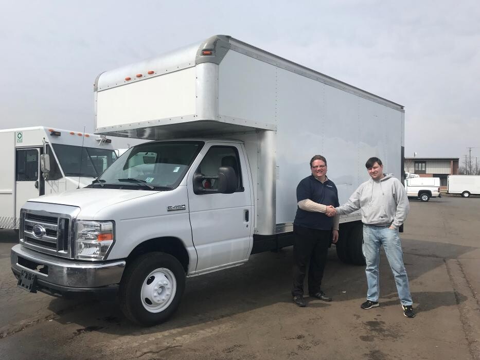 Images Signature Truck Center