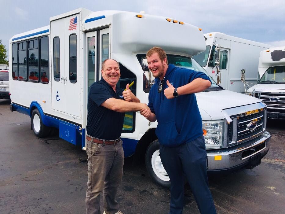 Images Signature Truck Center