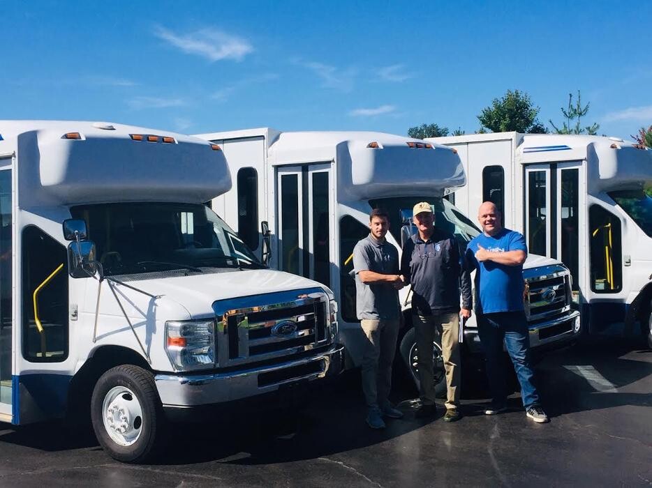 Images Signature Truck Center