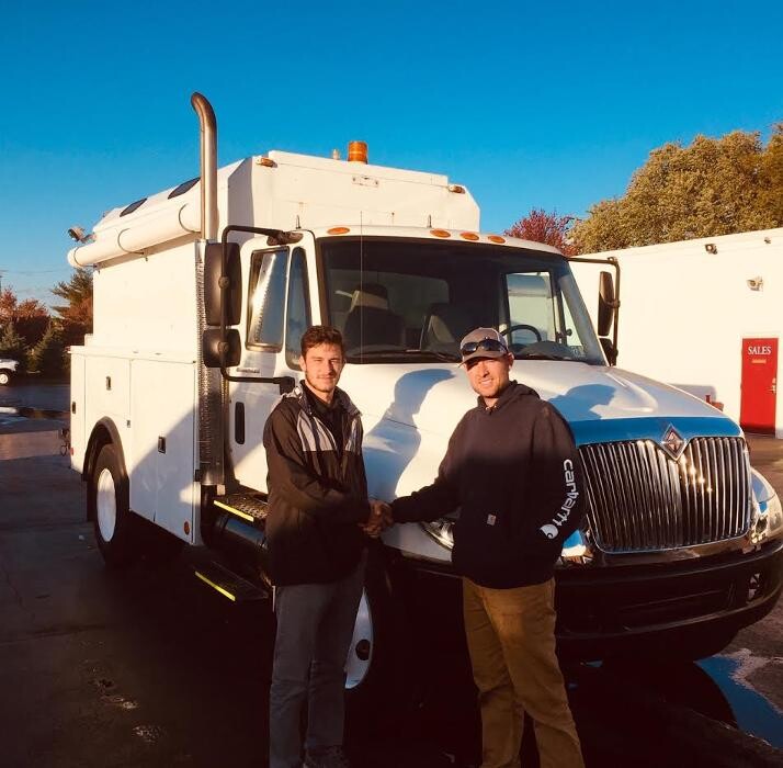 Images Signature Truck Center