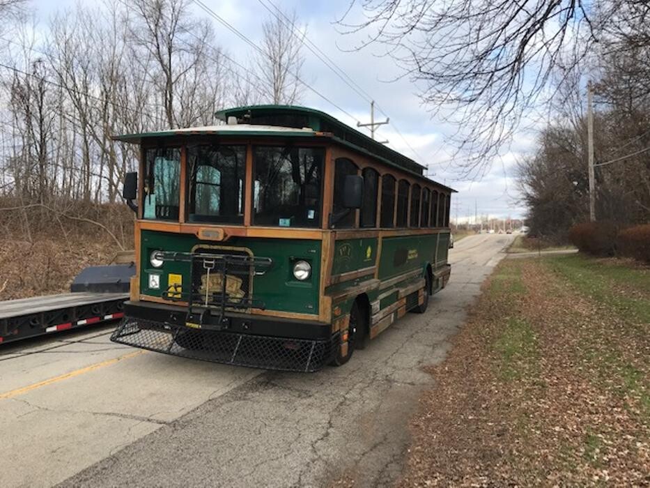 Images Signature Truck Center