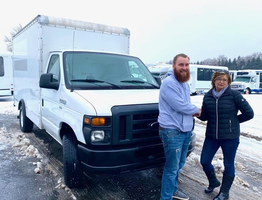 Images Signature Truck Center