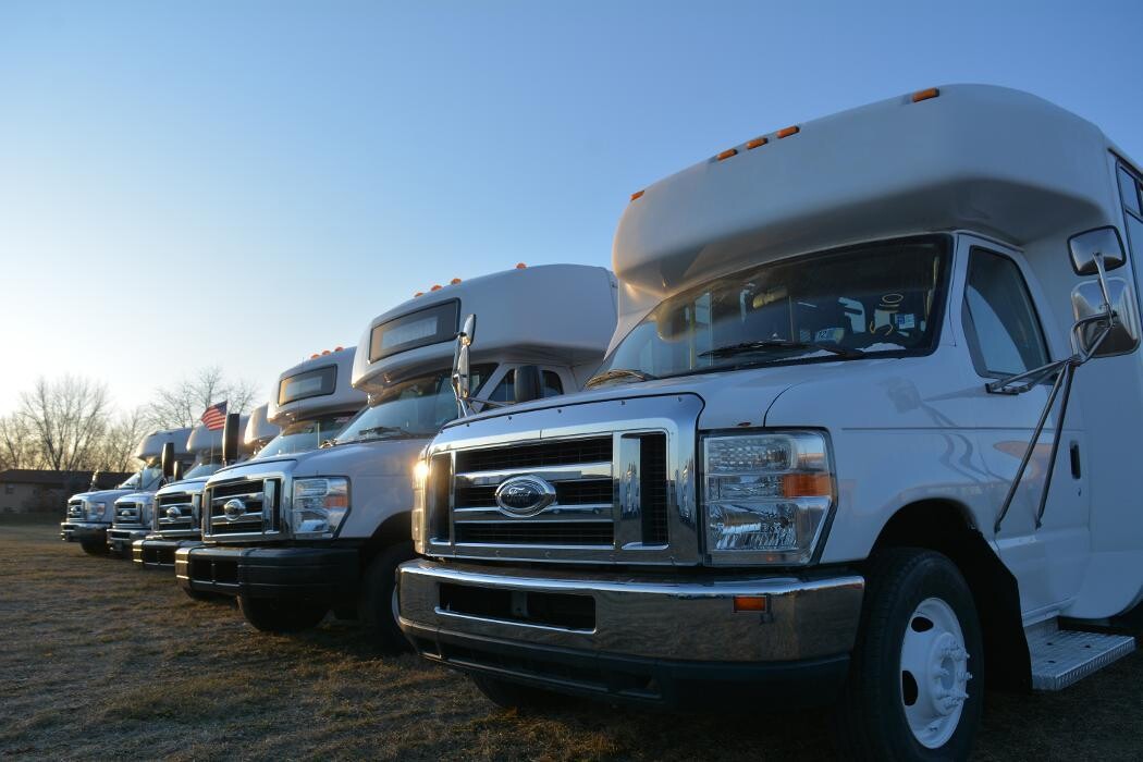 Images Signature Truck Center