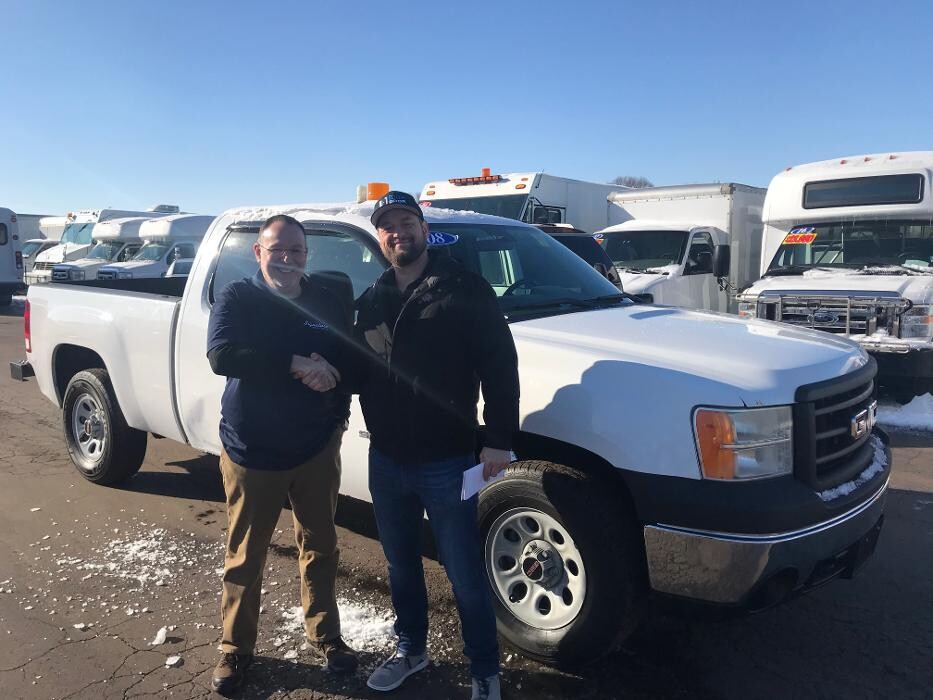 Images Signature Truck Center