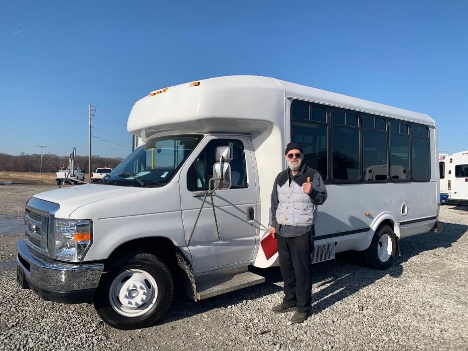 Images Signature Truck Center