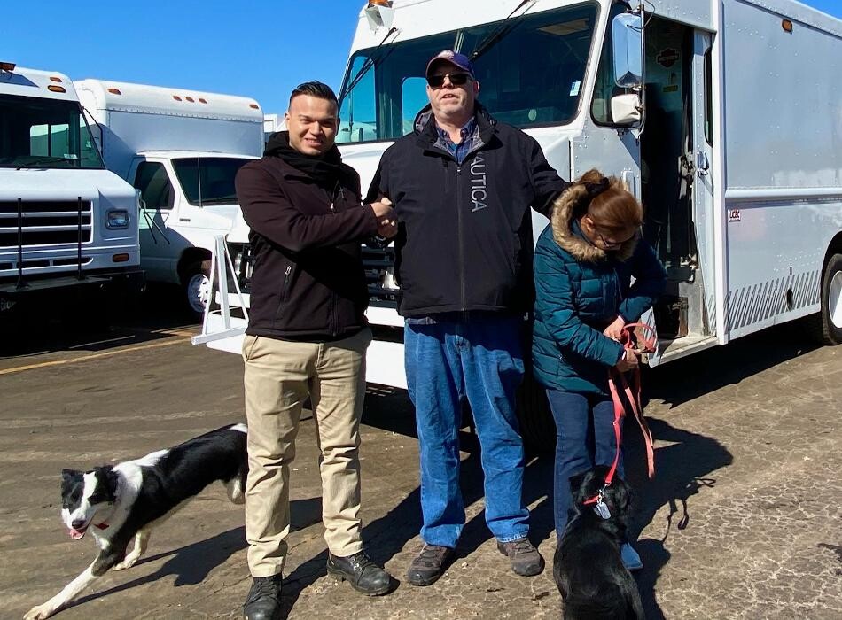 Images Signature Truck Center