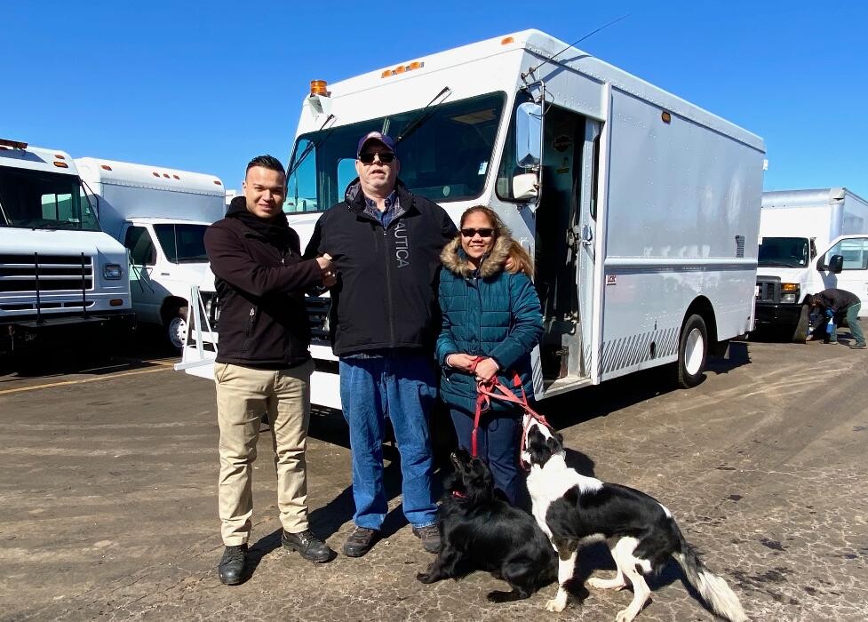 Images Signature Truck Center