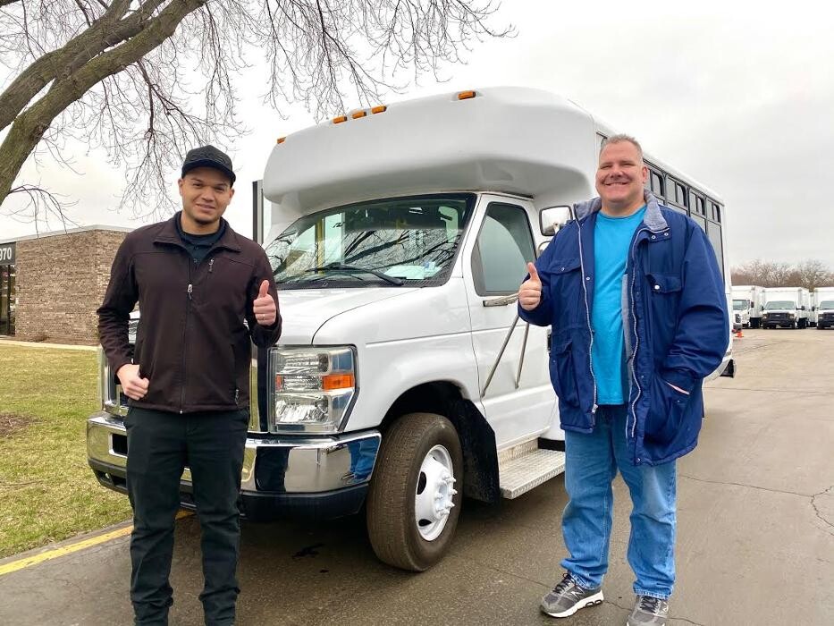 Images Signature Truck Center