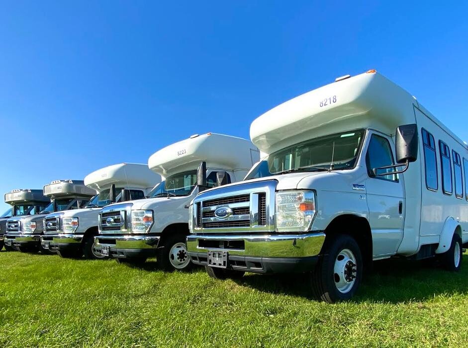 Images Signature Truck Center