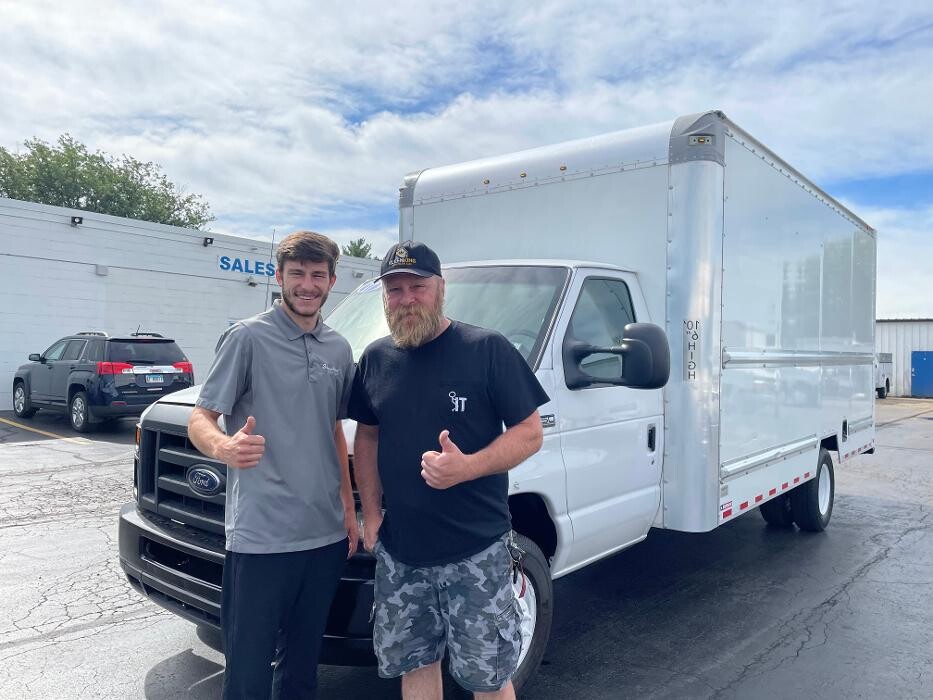 Images Signature Truck Center