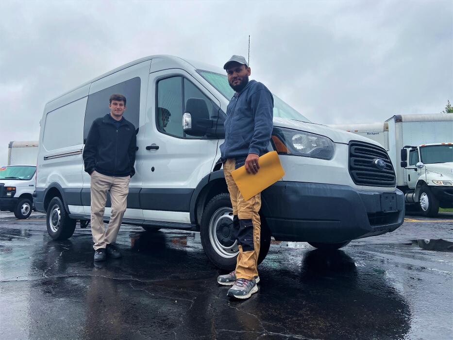 Images Signature Truck Center