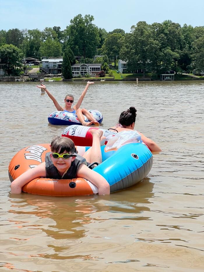 Images Saluda Lake Landing