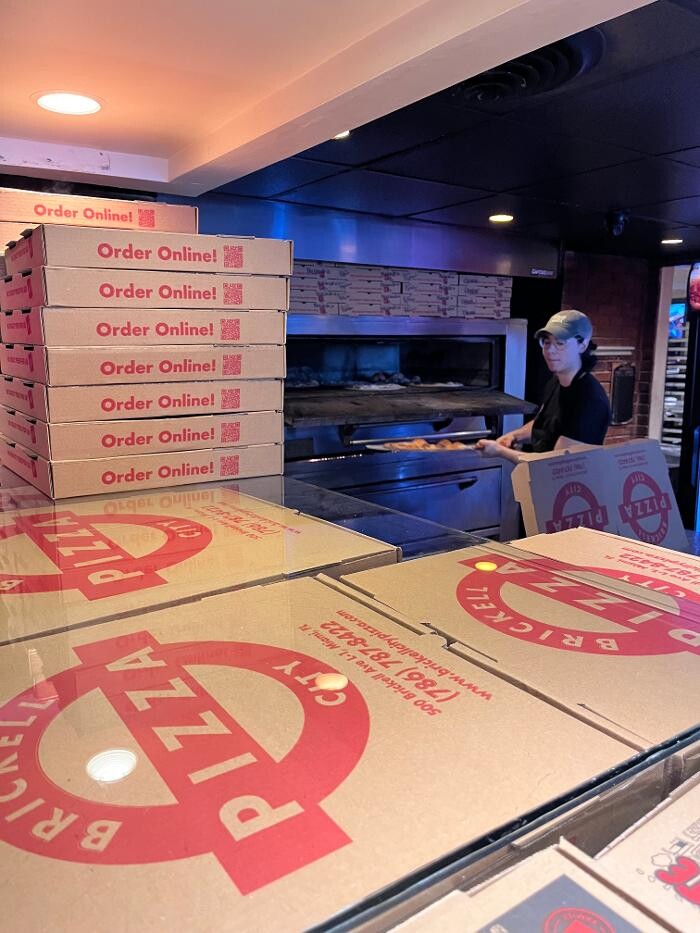 Images Brickell City Pizza