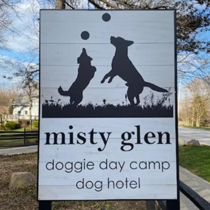 Misty Glen Country Retreat for Dogs Logo