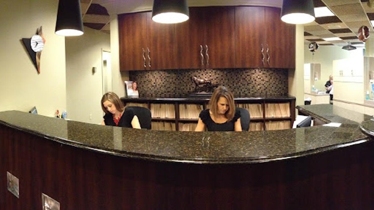 Images Thomas L Anderson, DDS and Associates - Downtown Office