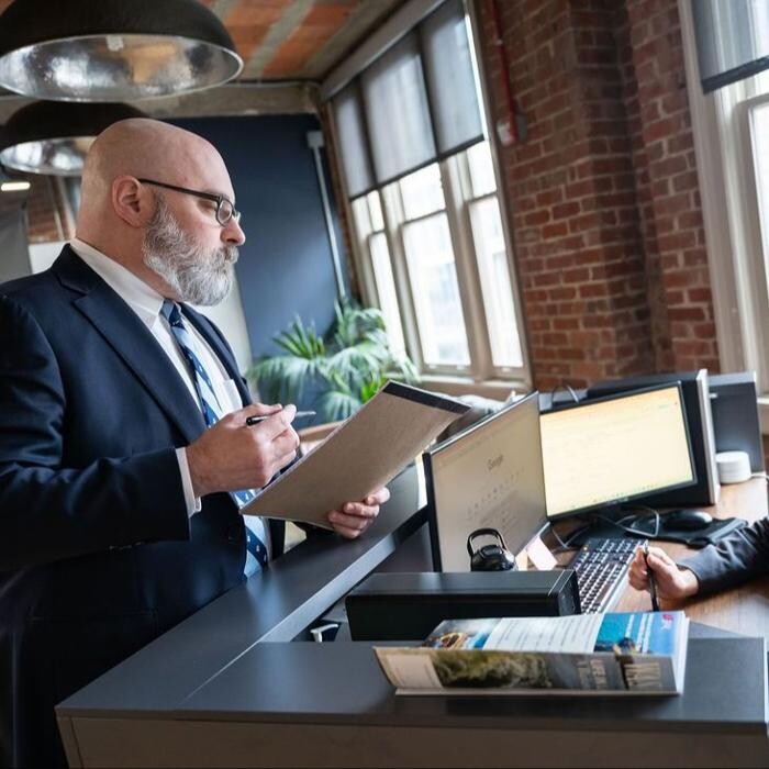 Images Jason Kalafat, Esq.