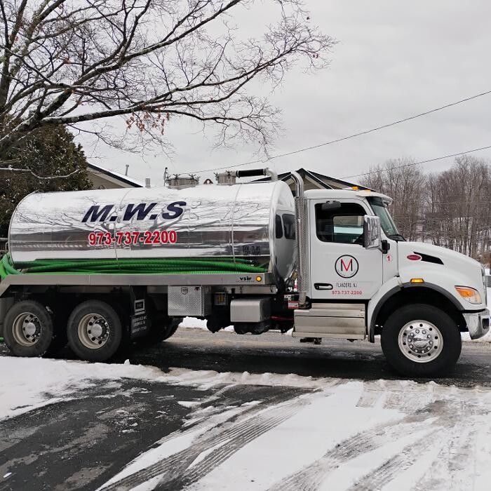 Images Magnum Waste Services