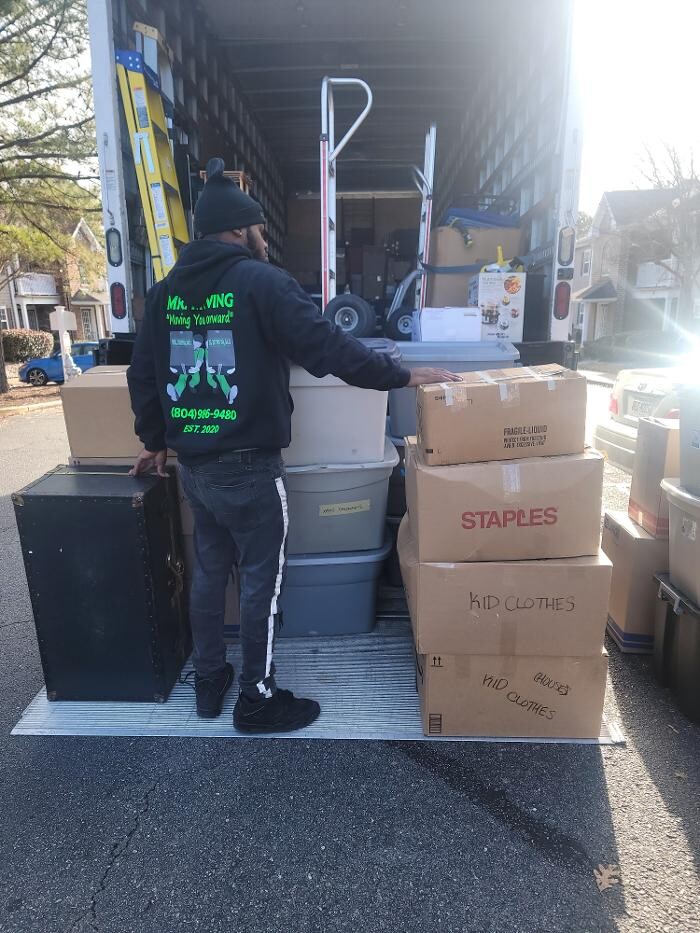 Images MR. MOVING LLC
