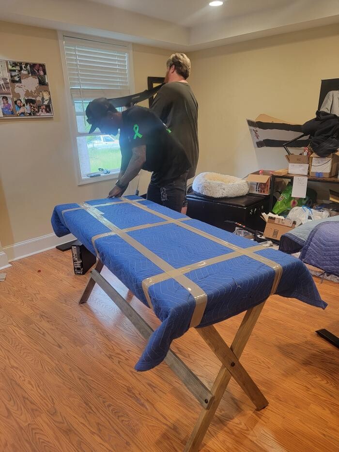 Images MR. MOVING LLC