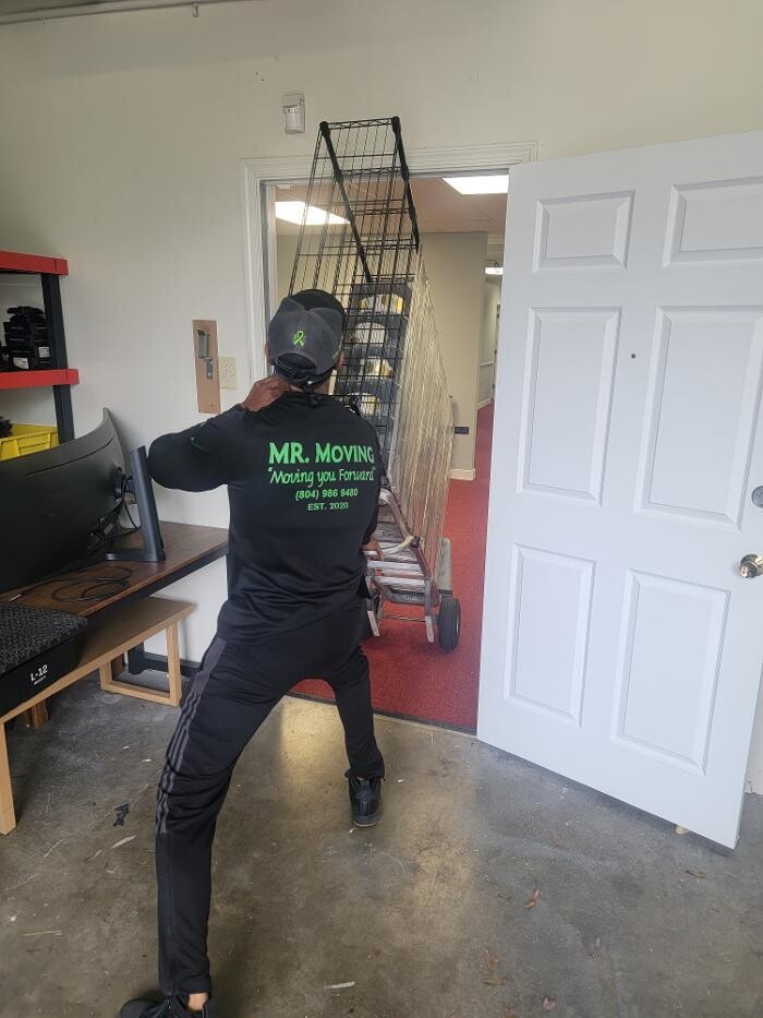 Images MR. MOVING LLC