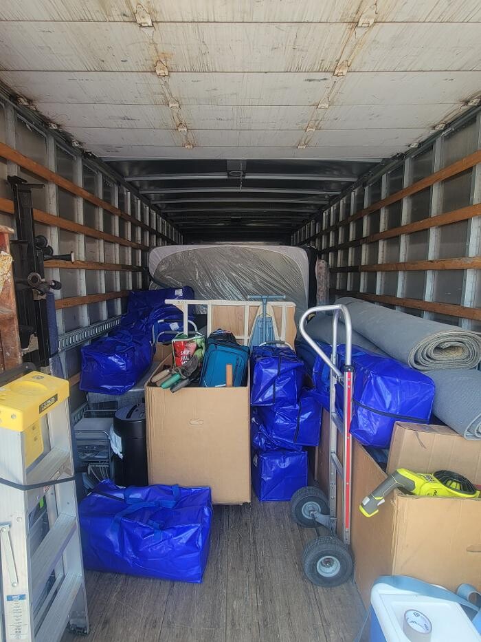 Images MR. MOVING LLC
