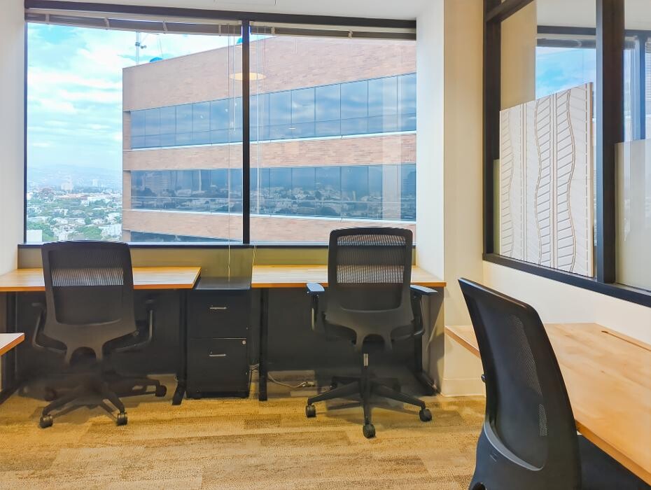 Images Spaces W Olympic Blvd