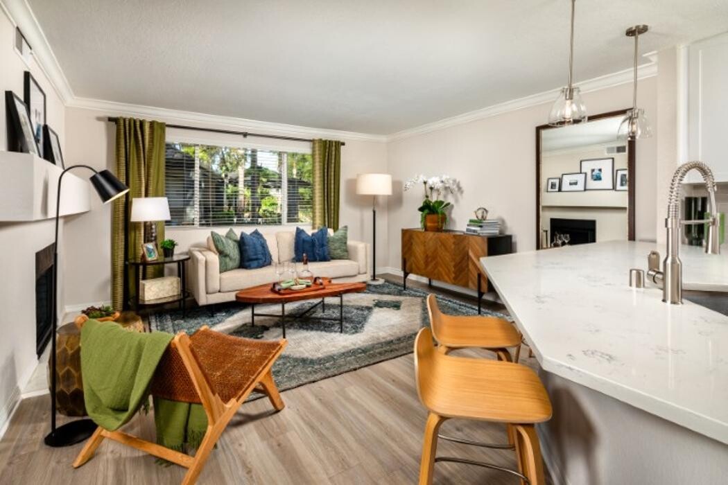 Images Artisan Laguna Beach