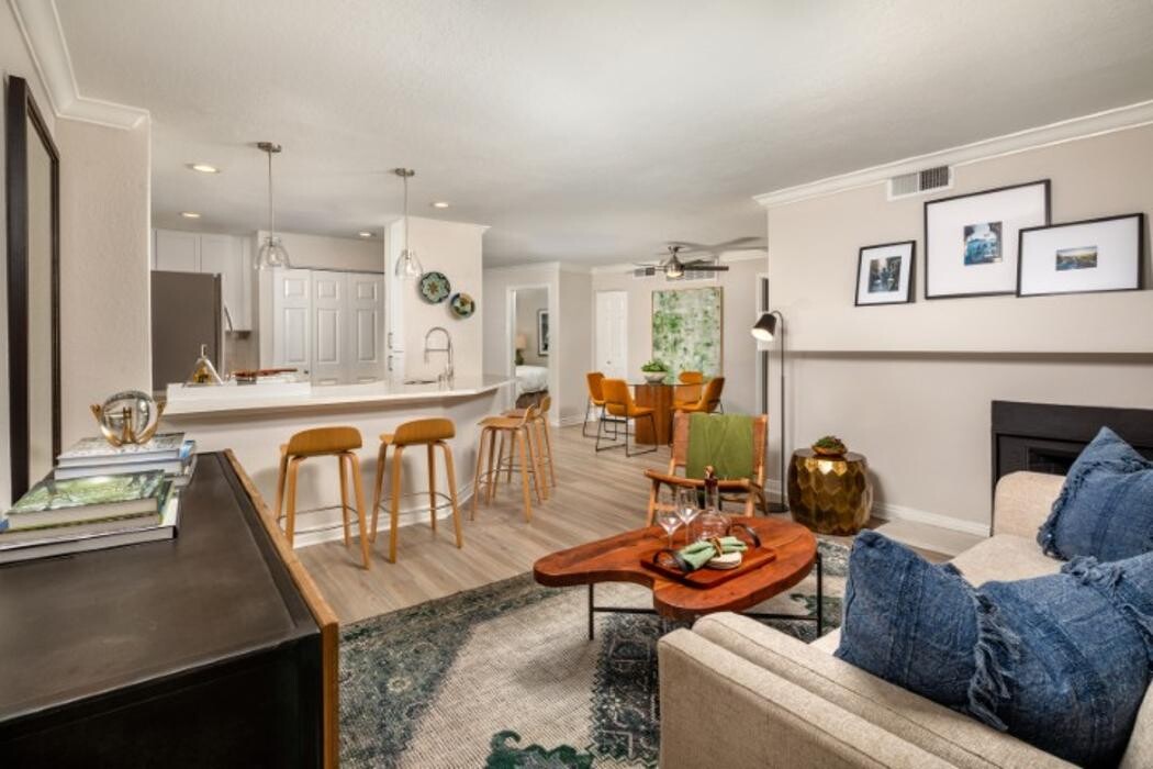 Images Artisan Laguna Beach