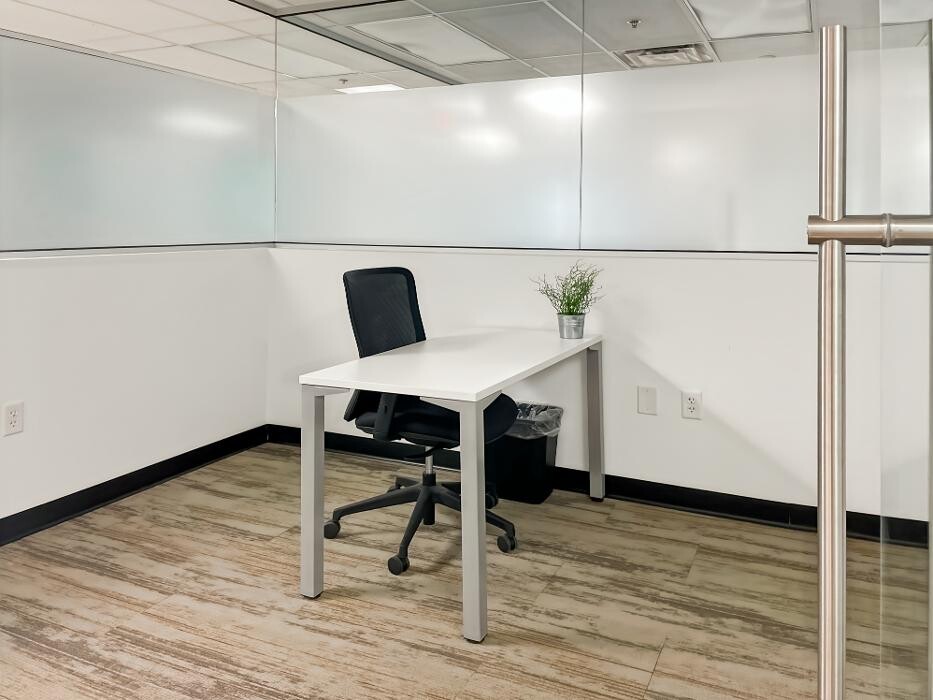 Images Regus Industrial Dr