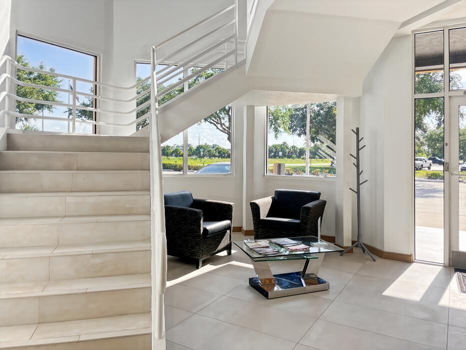 Images Regus Industrial Dr